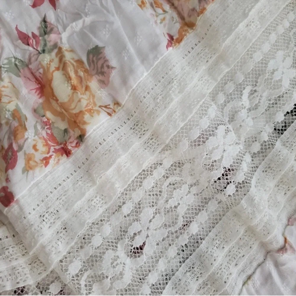 Lace and Floral Print Button Front Maxi - Picture 11 of 14